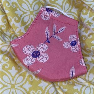 Pink Brand new mask nwot fashion flower